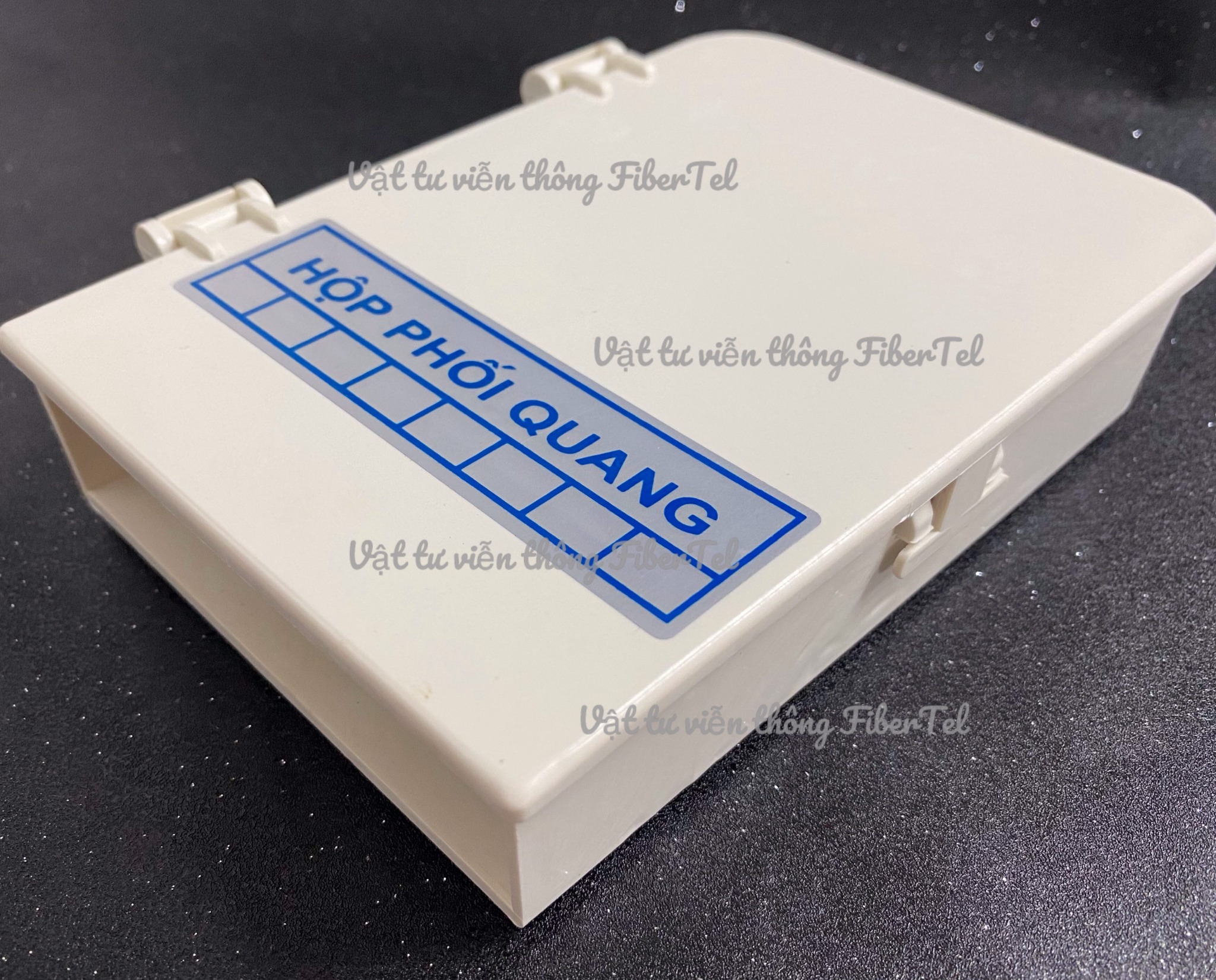 HỘP  PHỐI  QUANG   ODF 8Fo  SC/APC Indoor  ĐẦY  ĐỦ  PHỤ  KIỆN (4)